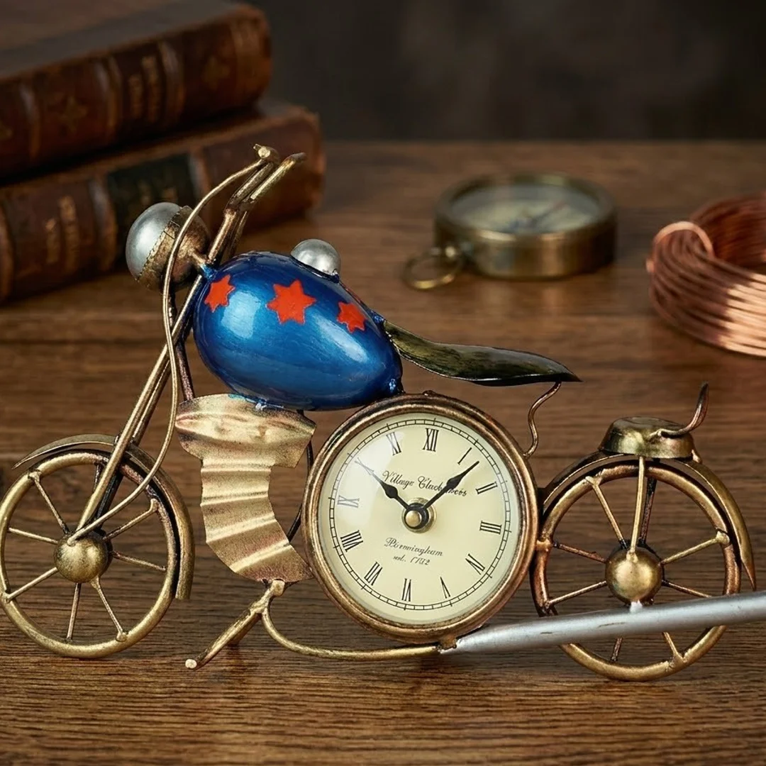 Vintage Cruiser Iron Desk Clock